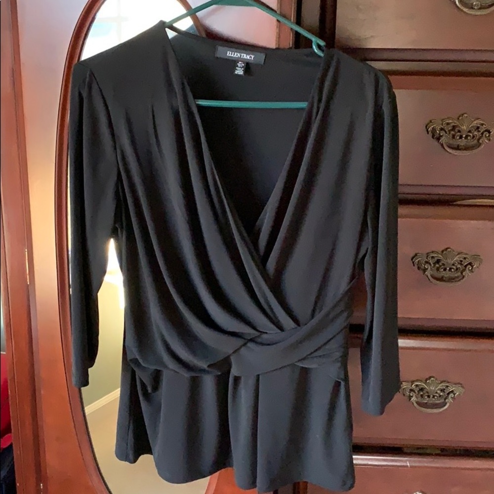 Ellen Tracy black top